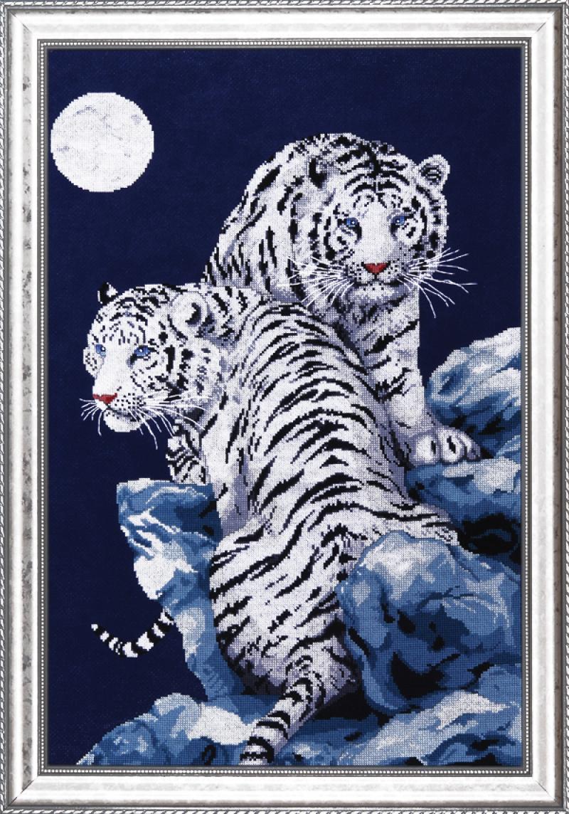 

Набір для вишивання хрестиком "Moonlit Tiger//Місячні тигри" Design Works dw2544