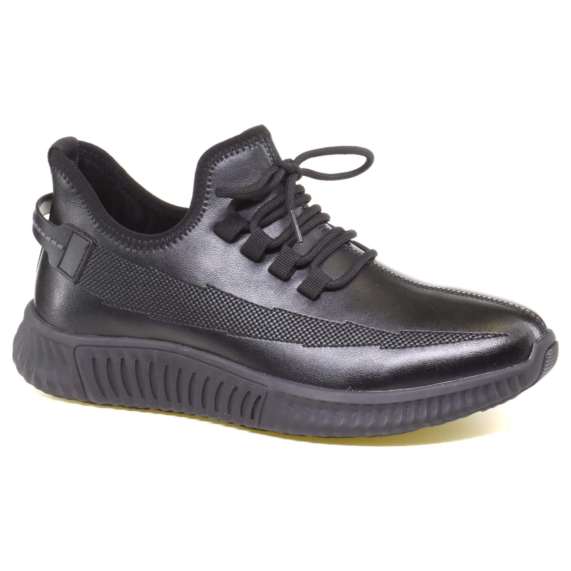 

Кроссовки Baden 34889-43 Черный