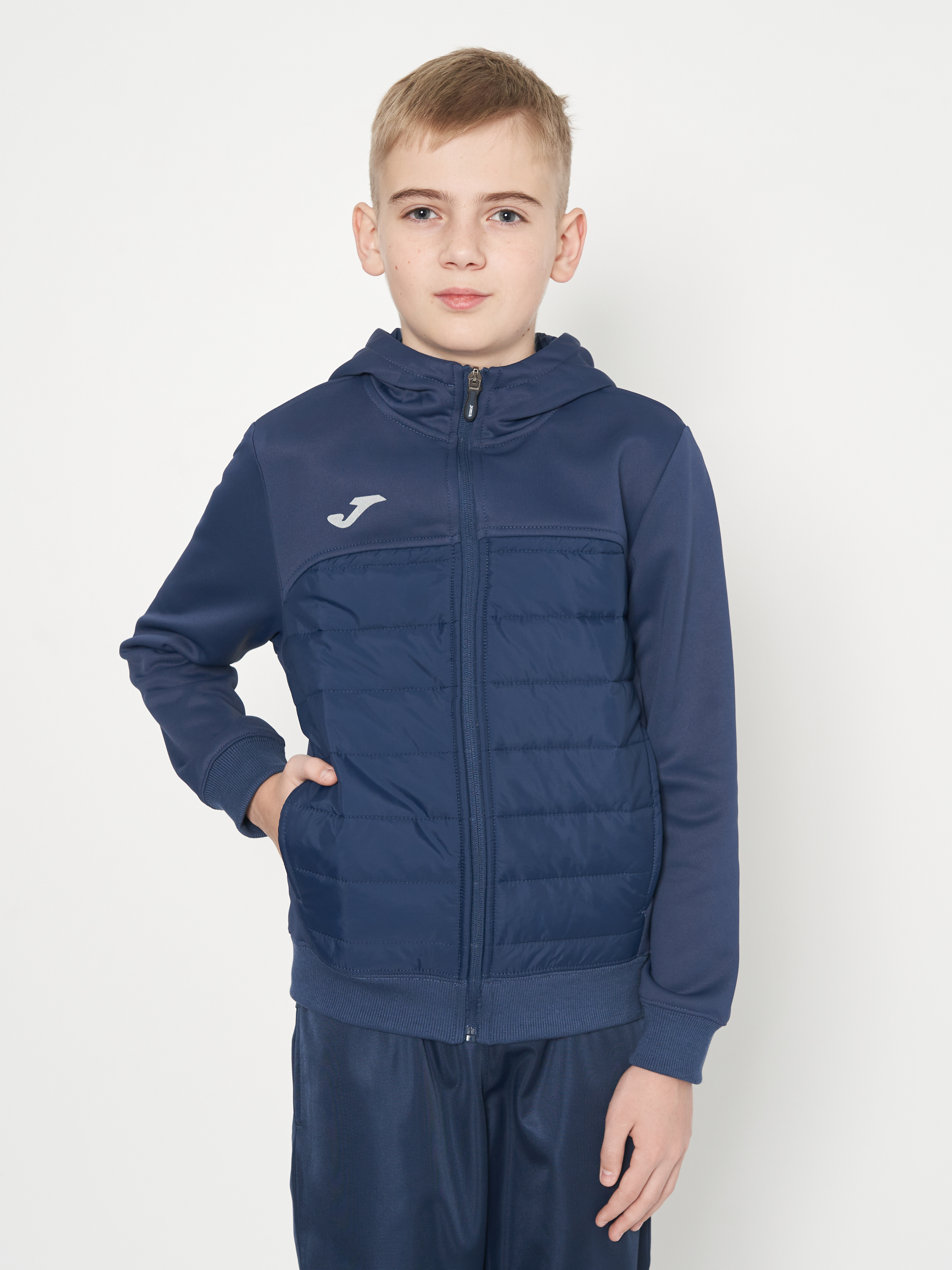 Акція на Дитяча демісезонна куртка для хлопчика Joma Berna 101103.331 109-117 см 5XS Темно-синя від Rozetka