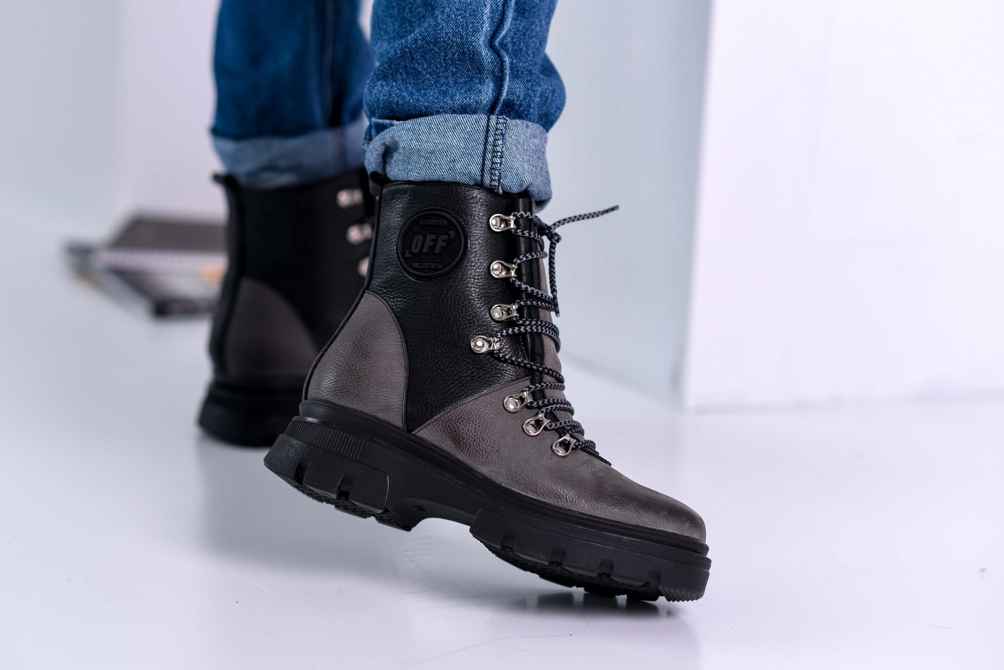 

Ботинки Maya Shoes 2261 Серый 37р