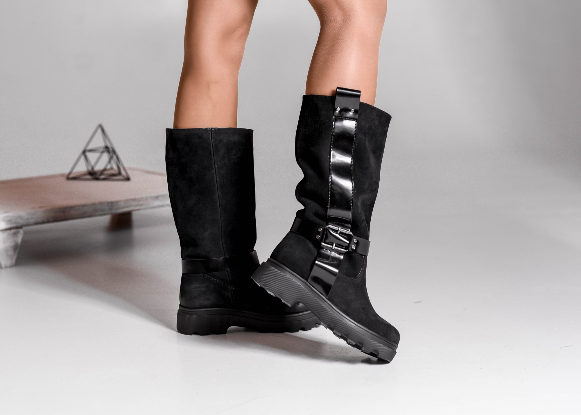 

Сапоги Maya Shoes 2571 Черный 38р