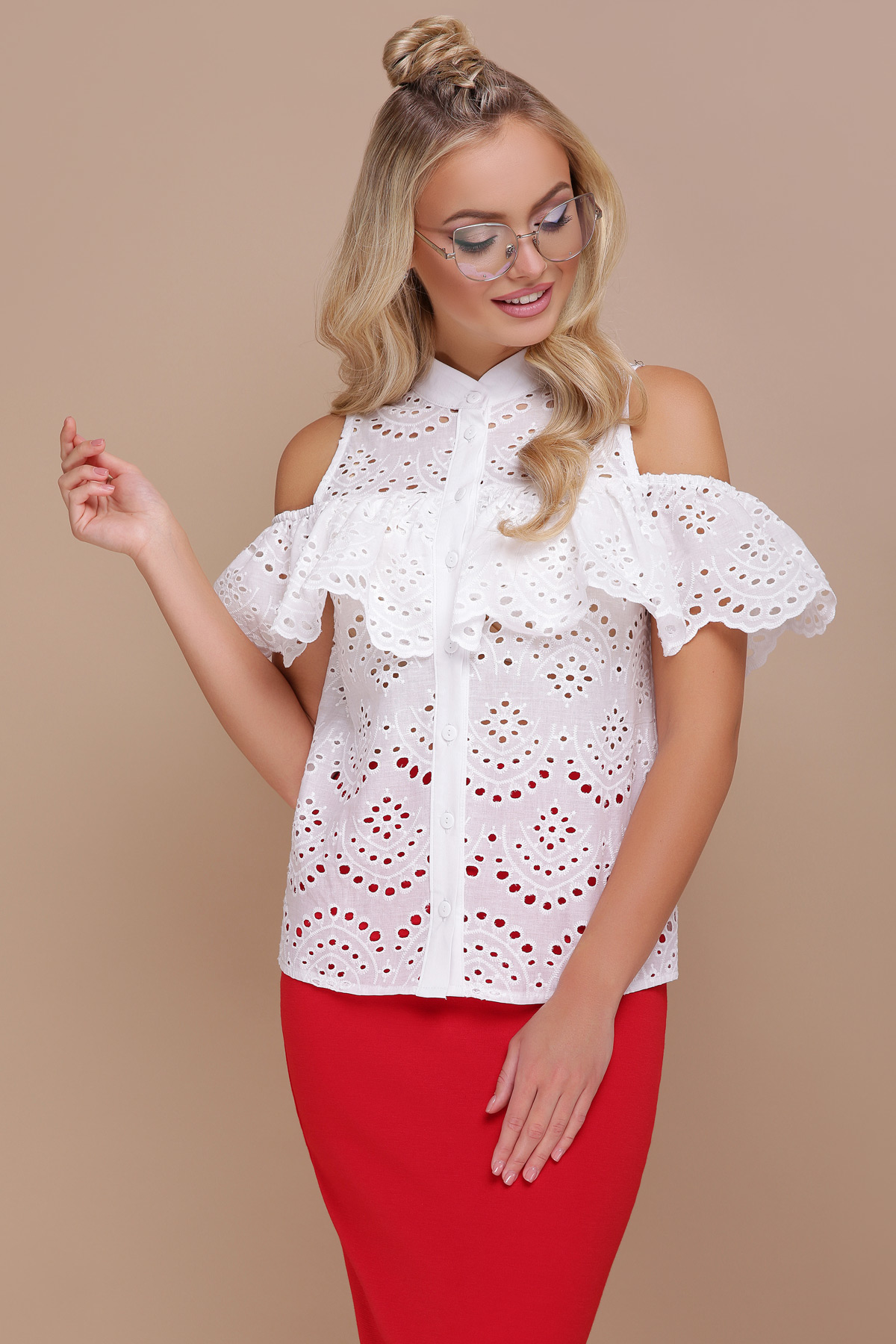 

Женская GLEM хлопковая блуза с открытыми плечами Калелья-П цвет белый M