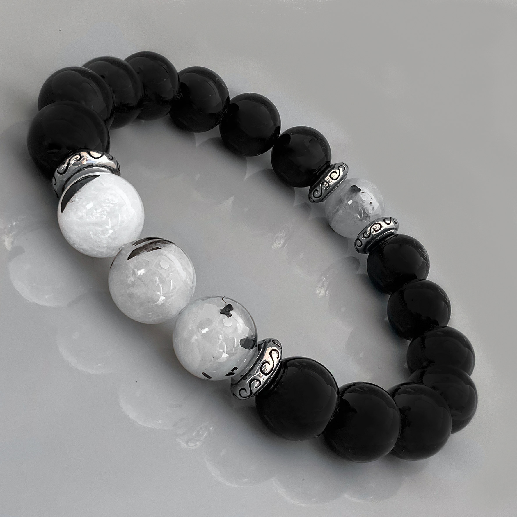 

Браслет O`LORCAIN MONO із натуральних мінералів розмір 16