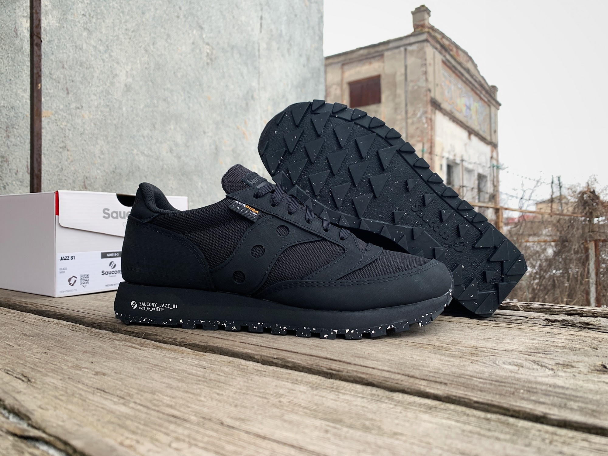 Кроссовки мужские Saucony Jazz 81 Cordura 70718-3s 45 (11 US) 29 см ...