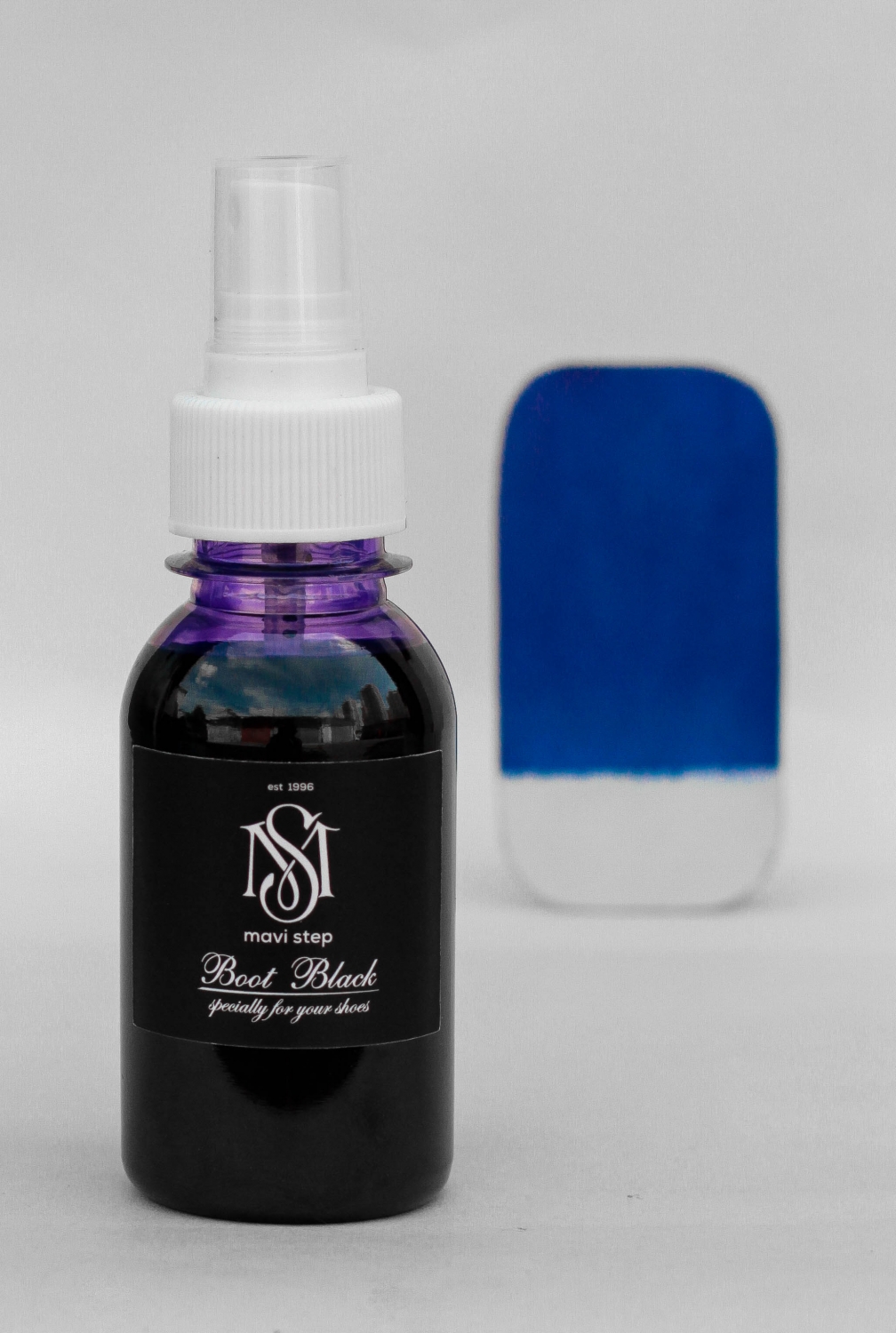 

Синий спрей для восстановления кожи обуви MAVI STEP Grease Spray, 100 мл