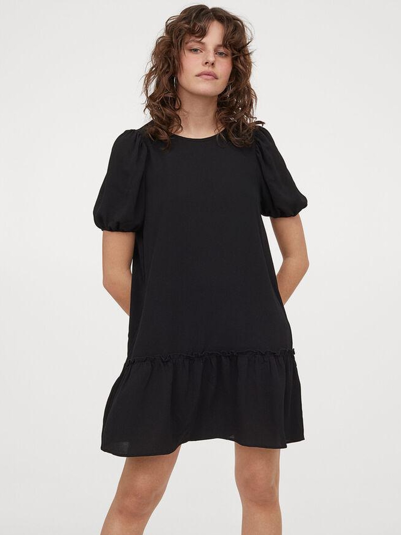 Сукня коротка літня жіноча H&M XAZ325353MAWK XS Чорна від Rozetka на платформі USKIDKA Акція на Сукня коротка літня жіноча H&M XAZ325353MAWK XS Чорна від Rozetka
