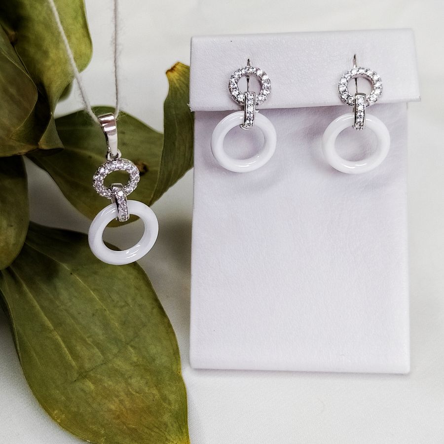 

Гарнитур с керамикой и камнями 141 7600