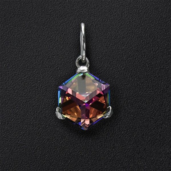 

Серебряный подвес Swarovski 3193-vmz