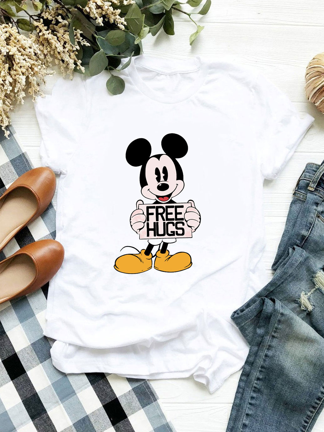 Акція на Футболка жіноча Love&Live Mickey free hugs LLP00668 L Біла від Rozetka