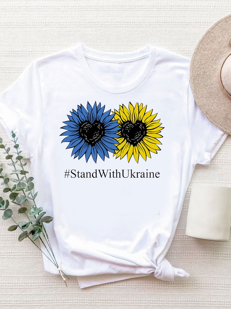 Акція на Футболка Love&Live #Stand With Ukraine LLP01652 L Біла від Rozetka