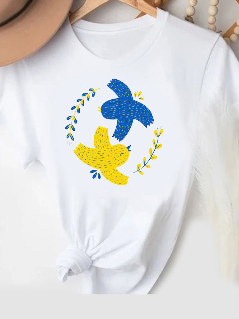 Акція на Футболка жіноча Love&Live Blue-yellow birds XL Біла від Rozetka
