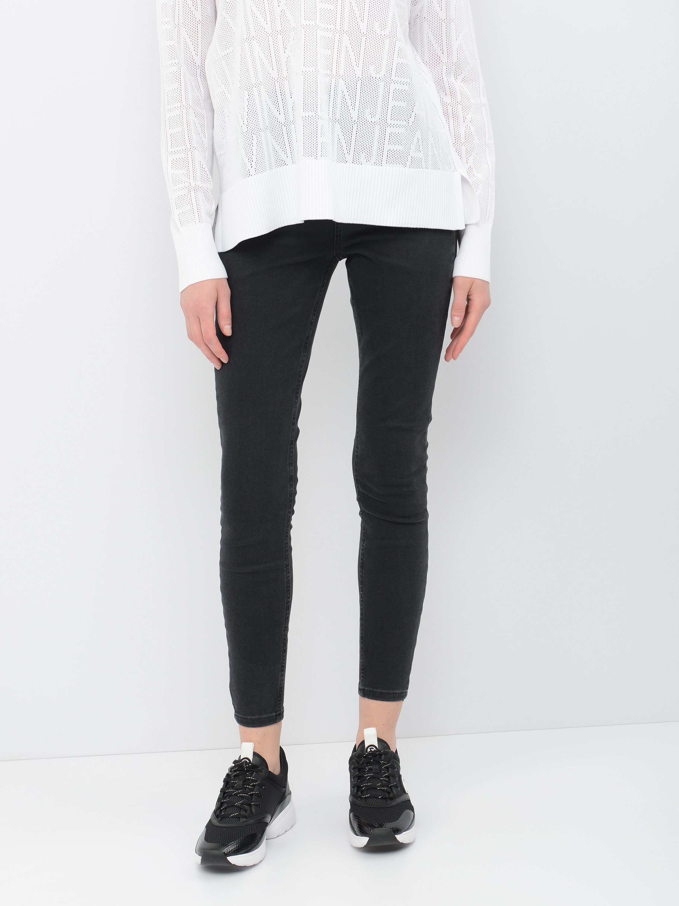 

Джинсы Calvin Klein Jeans High Rise Super Skinny Ankle J20J214545-1BY0 28 BA023 Black