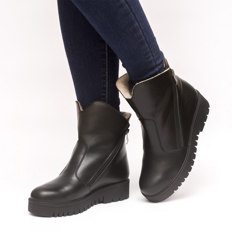 

Ботинки Winner Boots черные 760-30 37
