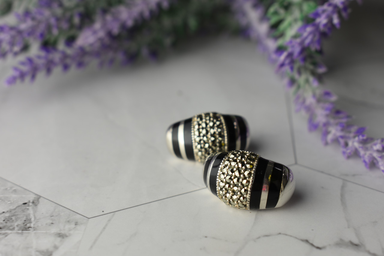

Серьги из серебра с Нефритом И Марказитом Sky Jewelry 836 (153)