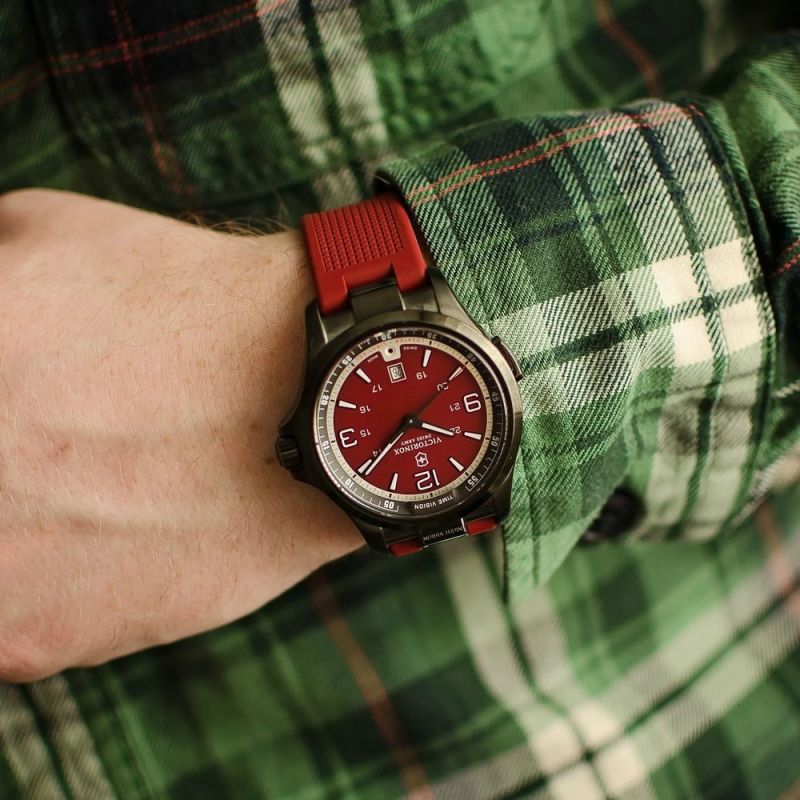 

Мужские часы Victorinox Swiss Army NIGHT VISION V241717
