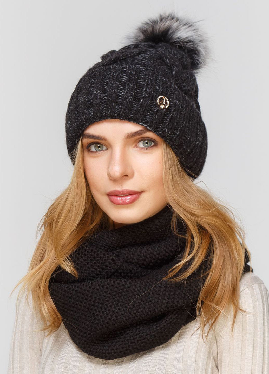 

Комплект (шапка, шарф-снуд) Fashion Star 56-60 см Черный 660802