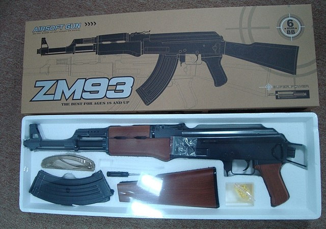 

Автомат Калашникова Cyma ZM93 (А942)