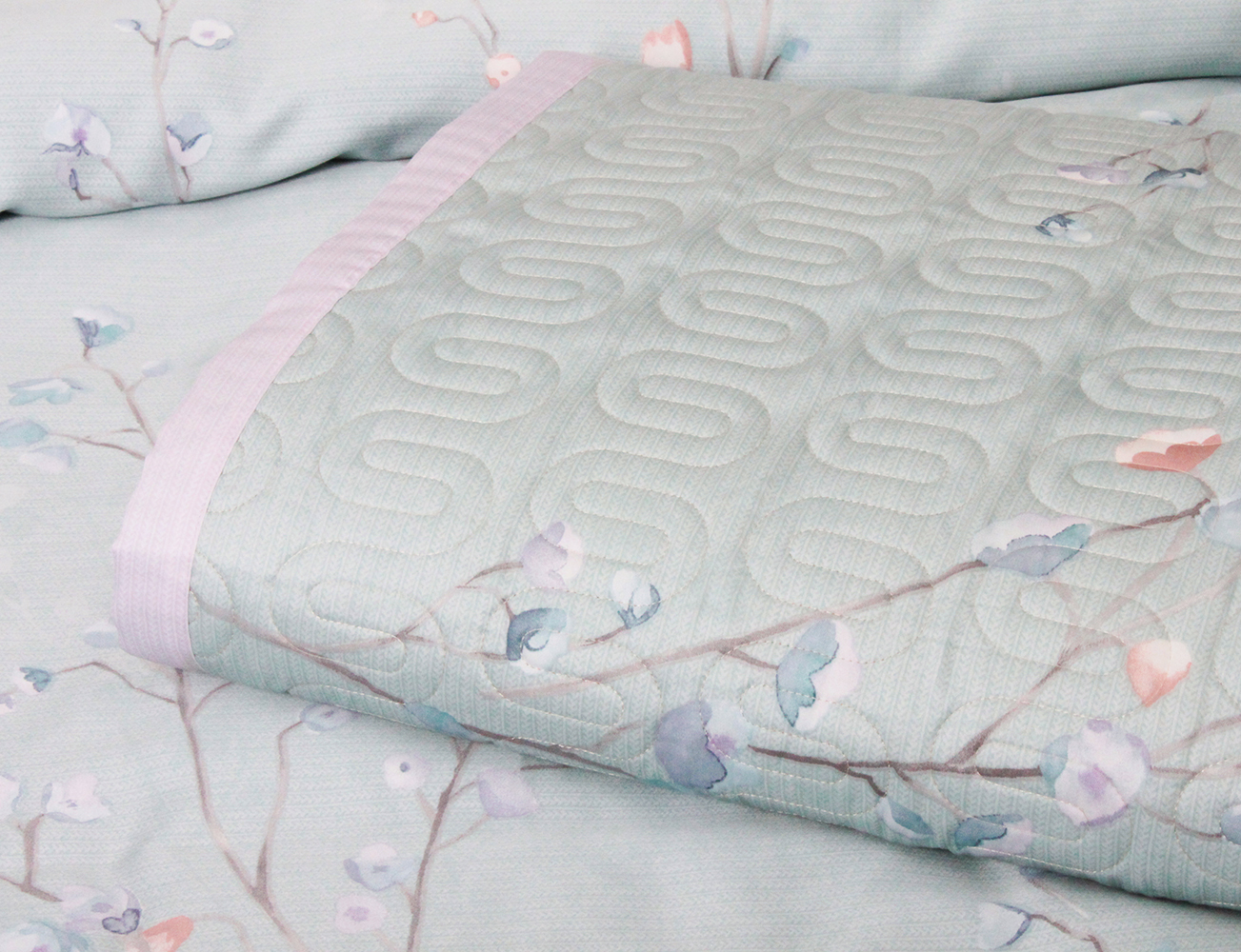 

Покрывало LUXURY LINENS Dorcas 240x260