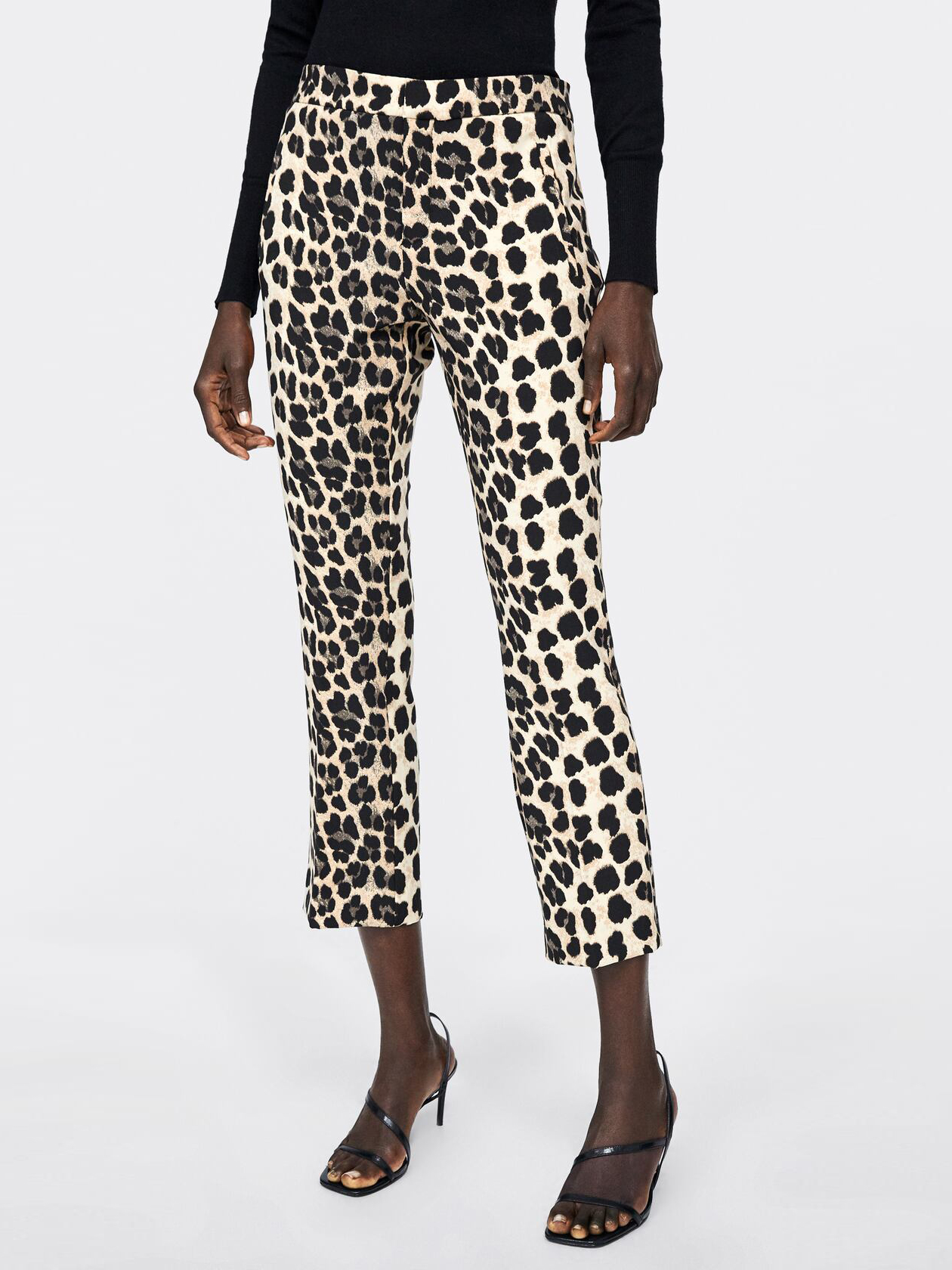 

Брюки Zara 08300166051 S Принт