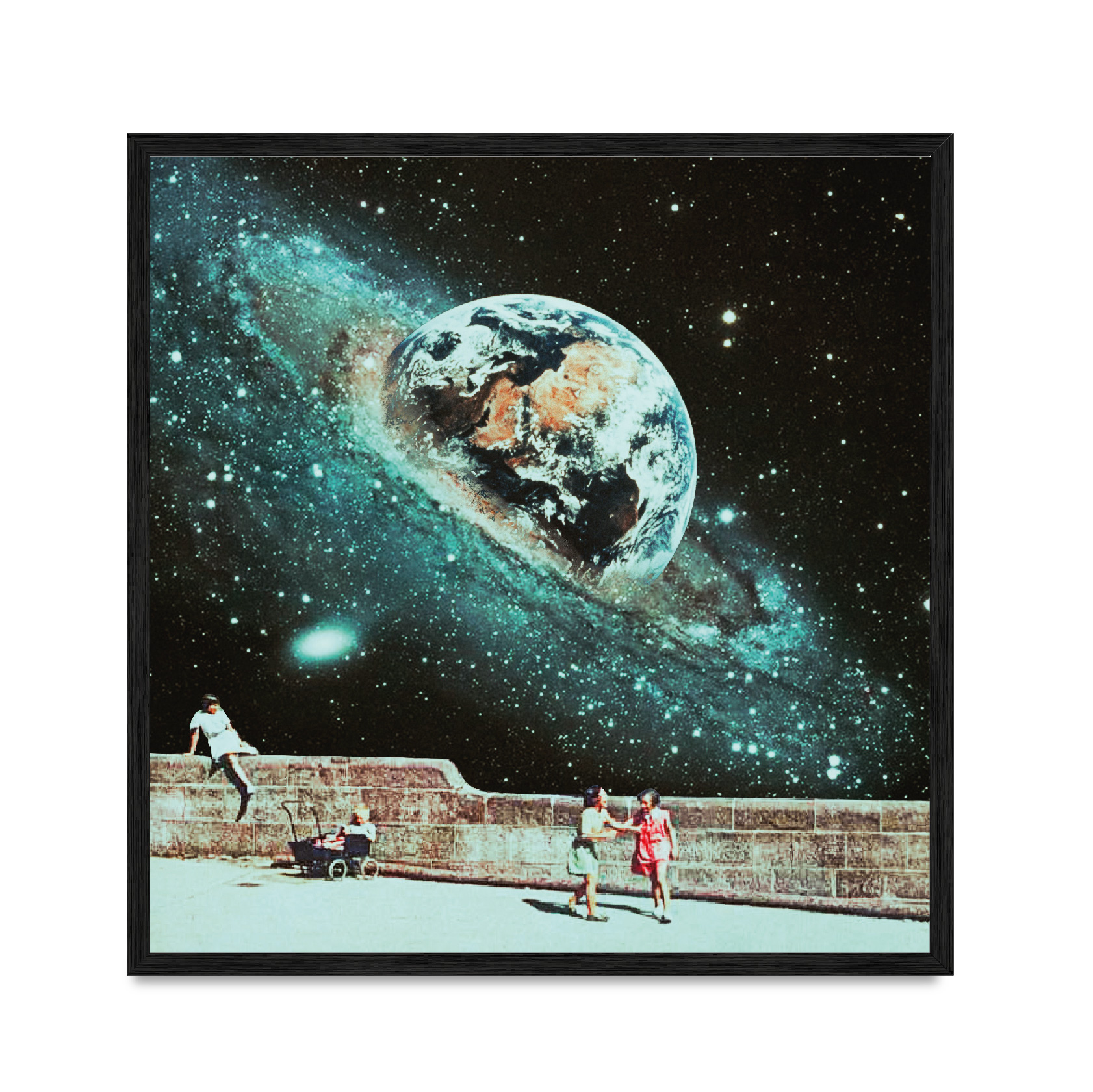 

Постер "VINTAGE SPACE" с антибликовым стеклом 60 x 60 см в чёрной рамке