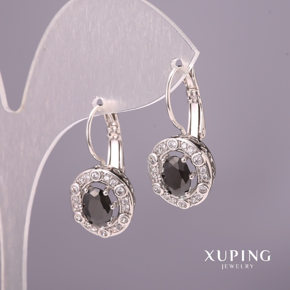 

Серьги Xuping с черными камнями 13х25мм Родий, ida38062