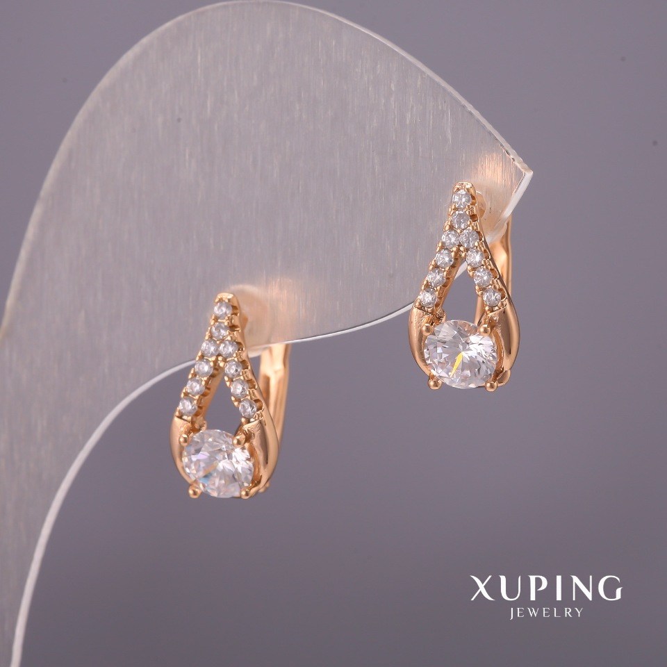 

Серьги Xuping с белыми камнями 7х14мм Позолота 18К, ida37871