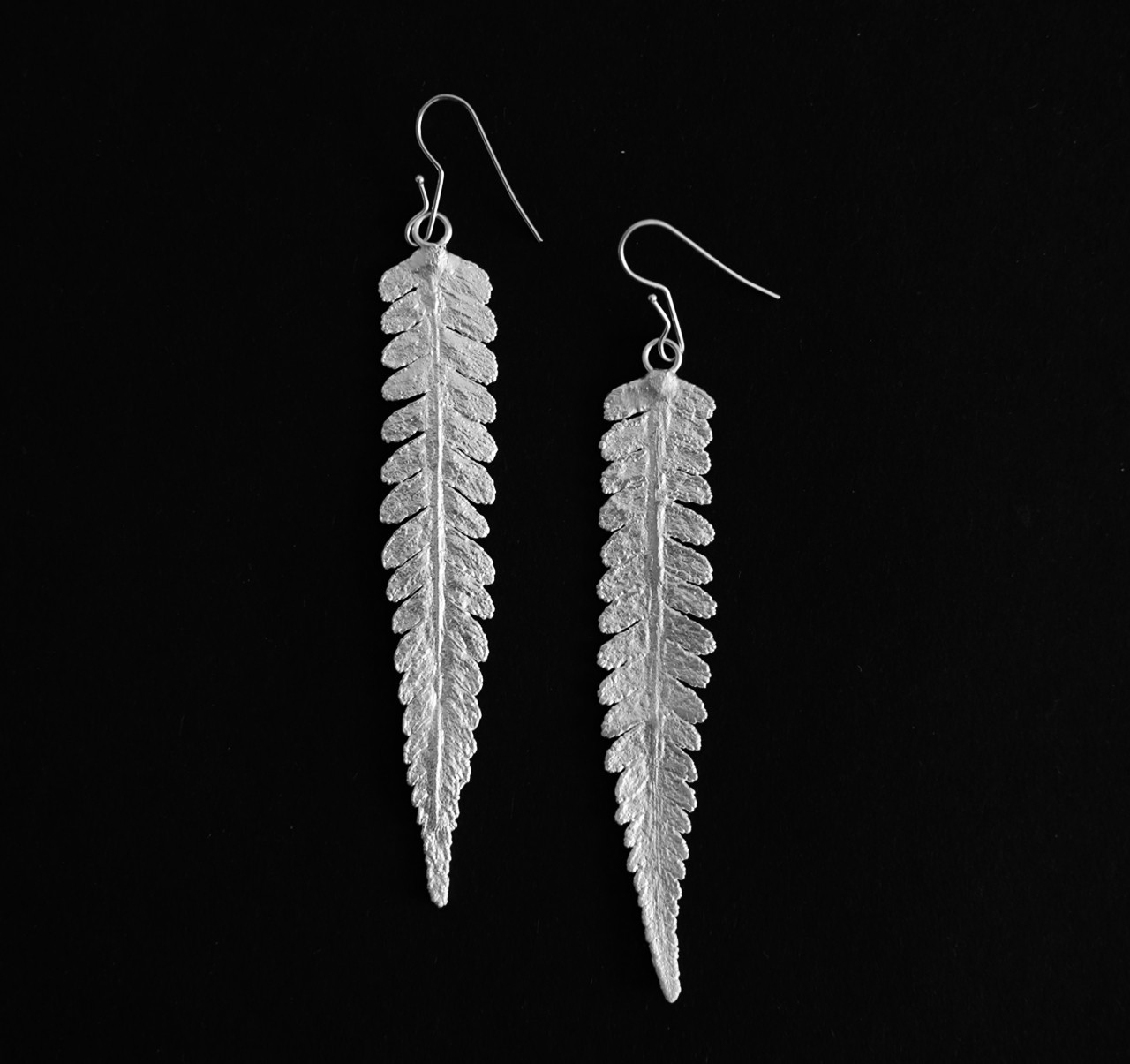 

Серьги Unique Jewellery UJ5 длина 7,5 см Серебряные UJ554