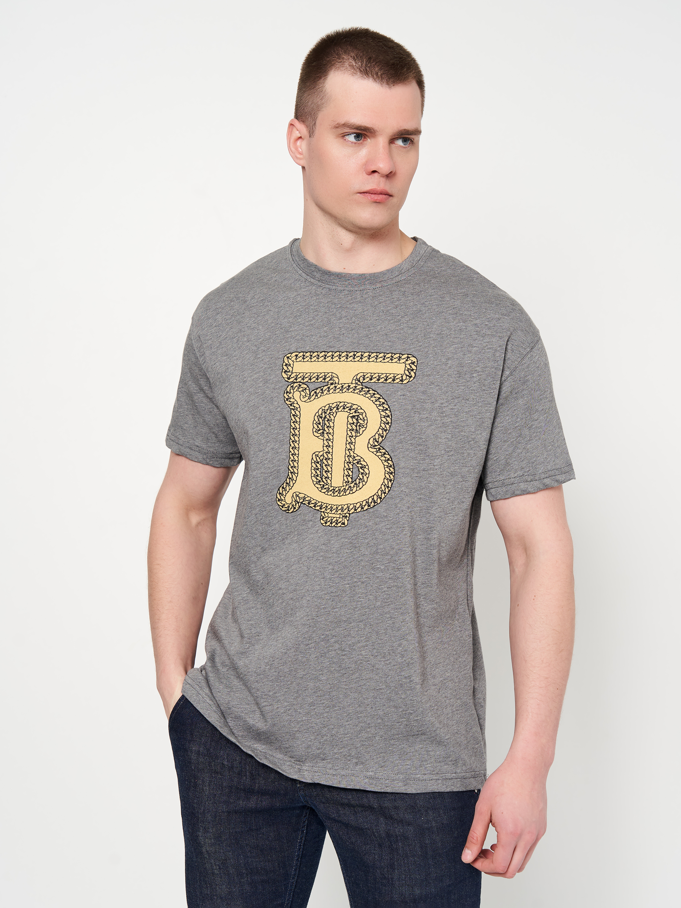 Акция на Чоловіча футболка Burberry 11115.1 S 44 Сіра от Rozetka