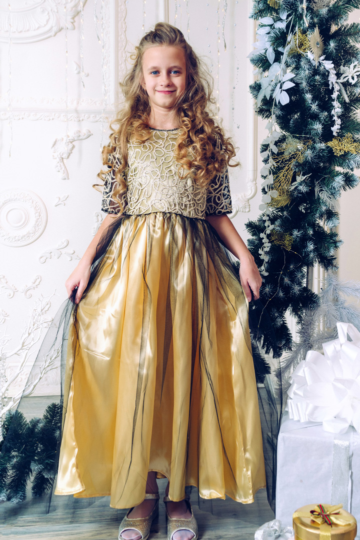 

Платье GoldenWomen Сказочное для девочки в пол 110-116 Черный с золотистым Украина (M068-110-116)