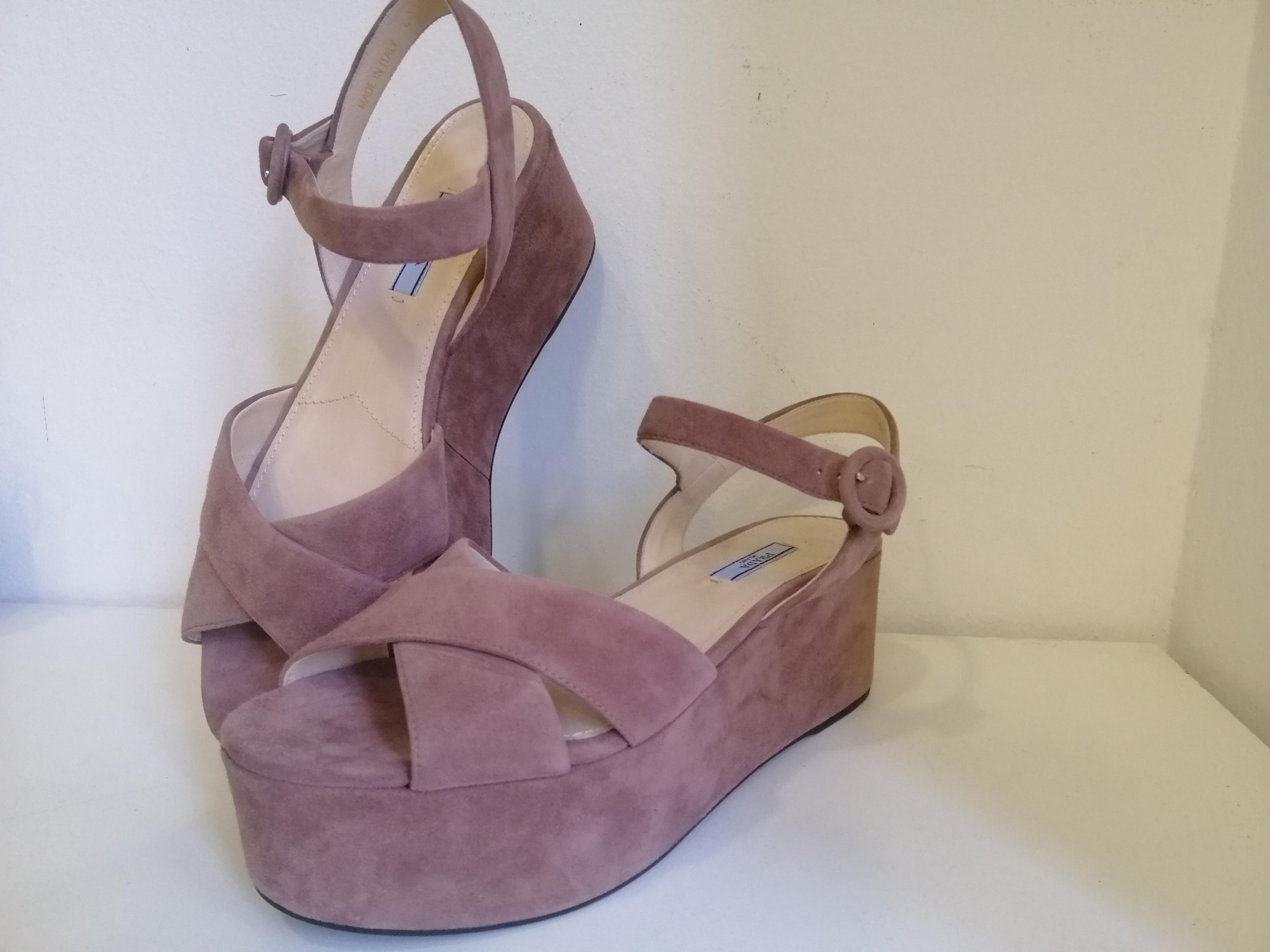 

Босоножки Prada 1ХХ510 41 пудра