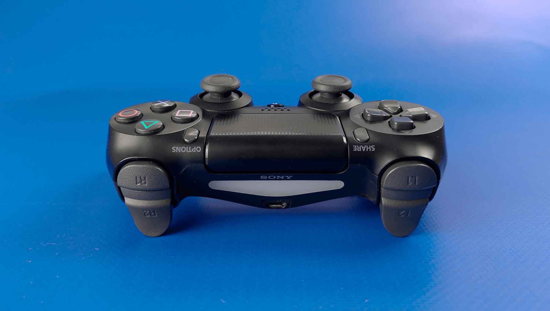 Геймпад Беспроводной Sony PlayStation 4 DualShock 4 Version 2 Black Б/У –  фото, отзывы, характеристики в интернет-магазине ROZETKA от продавца: RM  Store | Купить в Украине: Киеве, Харькове, Днепре, Одессе, Запорожье, Львове