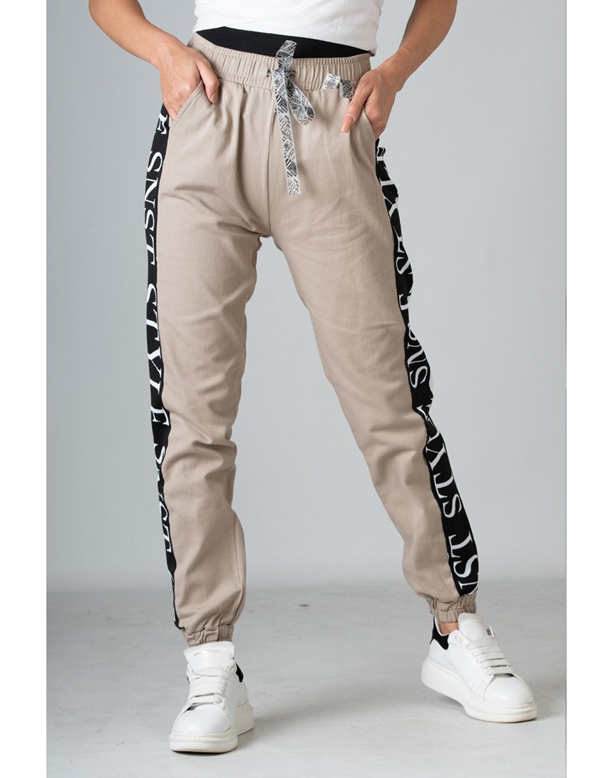 

Спортивные штаны Sonesta с лампасами S бежевые (SN2709 beige)