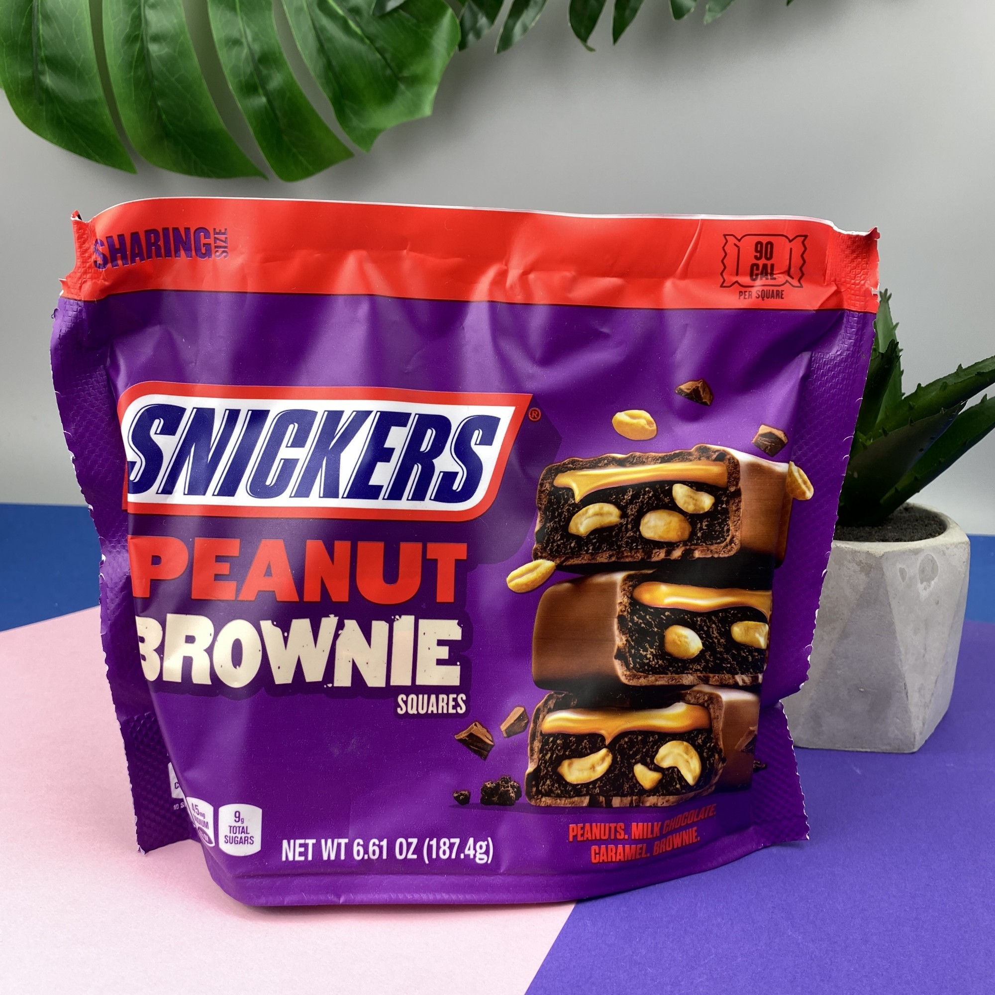 Батончики Snickers Brownie 10 шт 187,4 г – купить в Украине - ROZETKA. Цены  на Батончики Snickers Brownie 10 шт 187,4 г от продавца: Vlipli в Киеве,  Харькове, Днепре, Одессе, Львове, Запорожье, Виннице, Николаеве, Полтаве