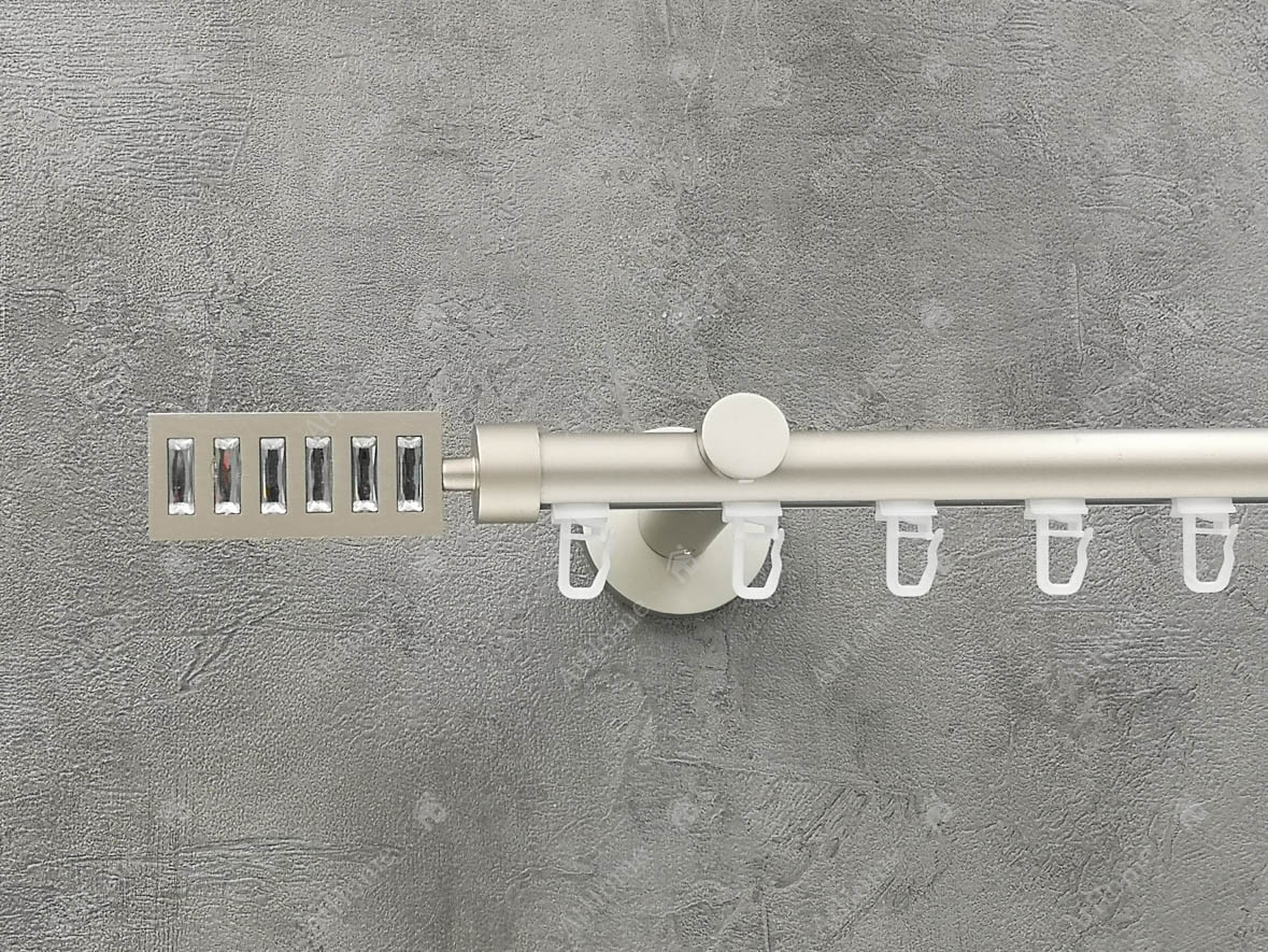 

Карниз Quadrum Эскала 200 см одинарный универсальный Сатин 19 мм импрессионная