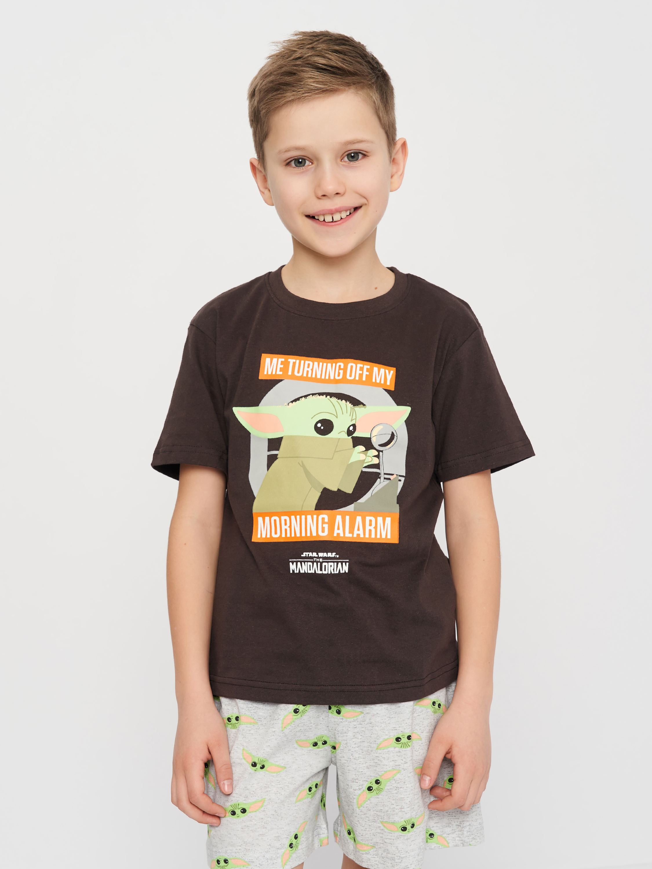 Акція на Піжама літня дитяча (футболка + шорти) Disney 2200008888 110-116 см Коричнева від Rozetka