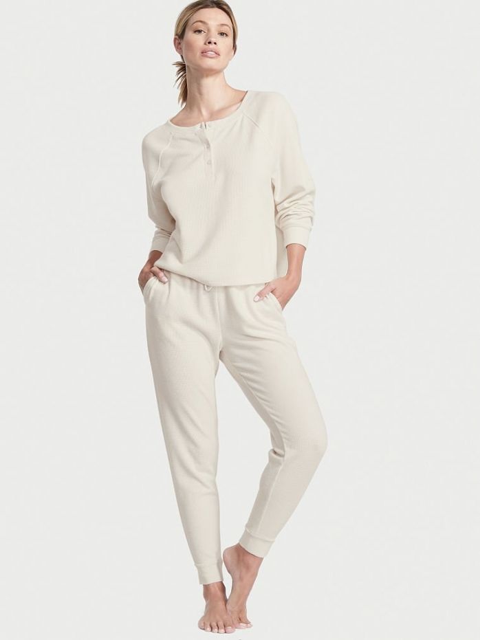 Акція на Піжама (кофта + штани) жіноча великих розмірів Victoria's Secret 203299399 2XL Молочна від Rozetka