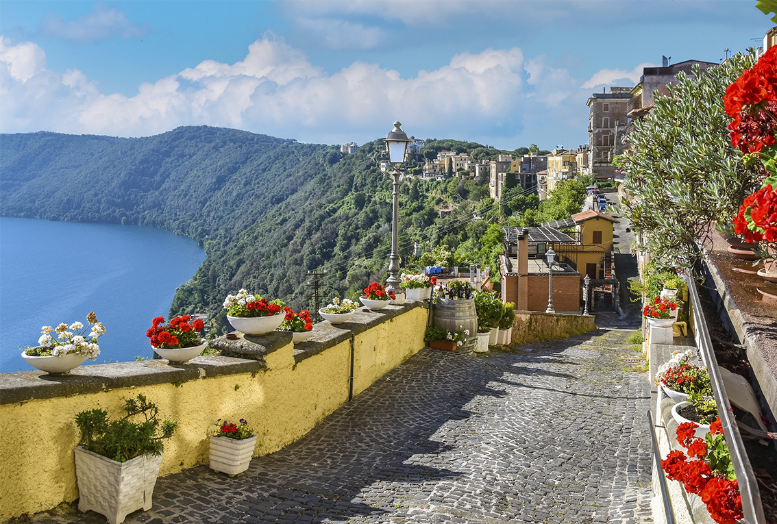 

Фотообои бумажные DeCors Дорога к горам 400x270 см 4 сегмента (111033)