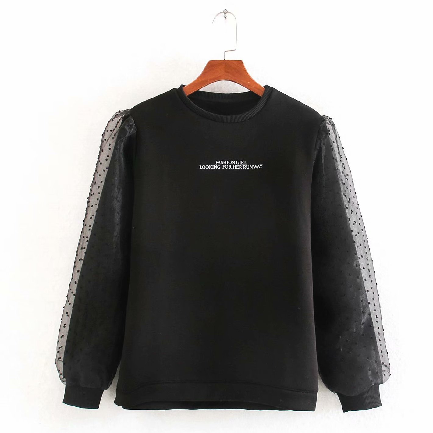 

Свитшот женский из комбинированной ткани Fashion girl Berni Fashion (L) Черный