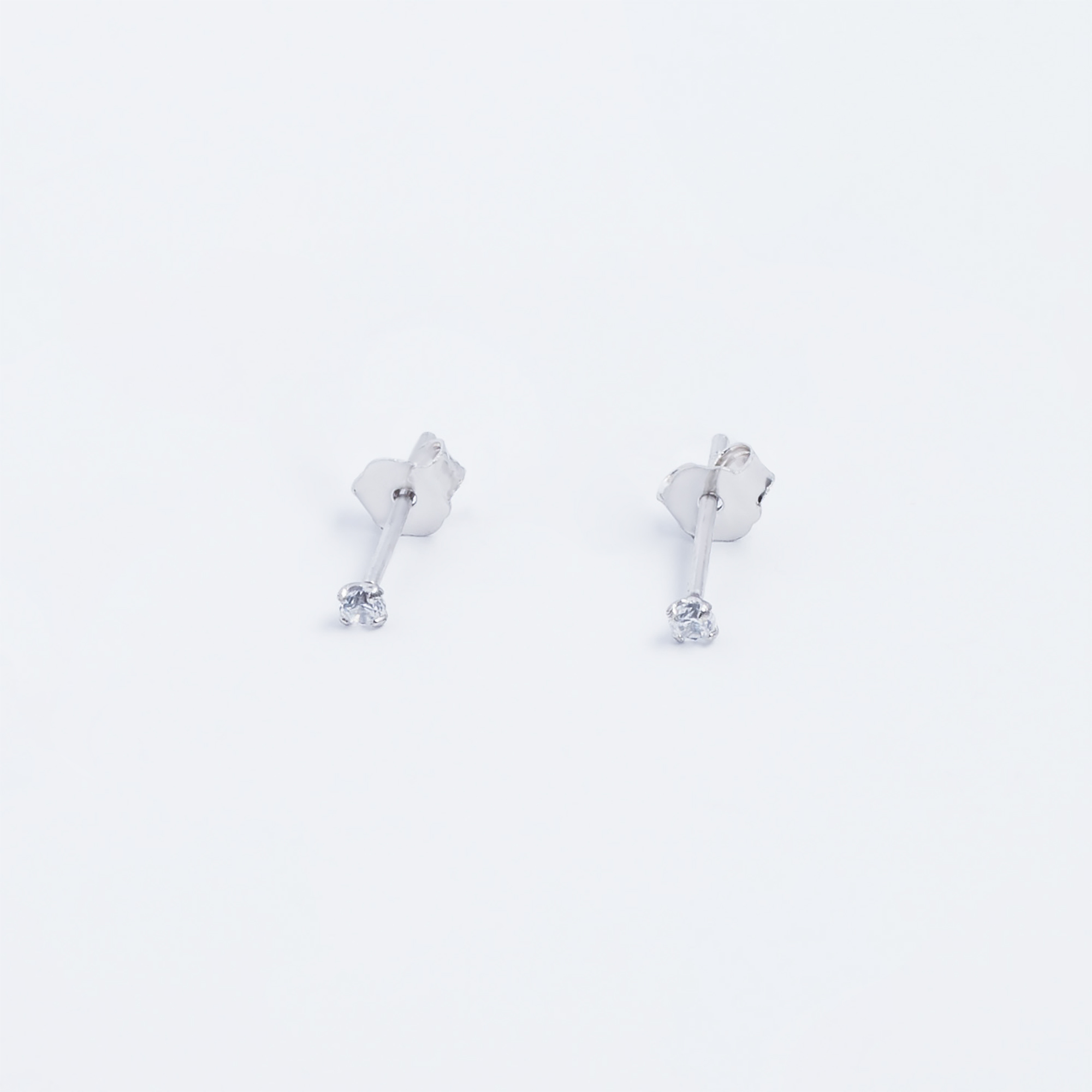 

Сережки TOP Silver 0,27 г 520703б