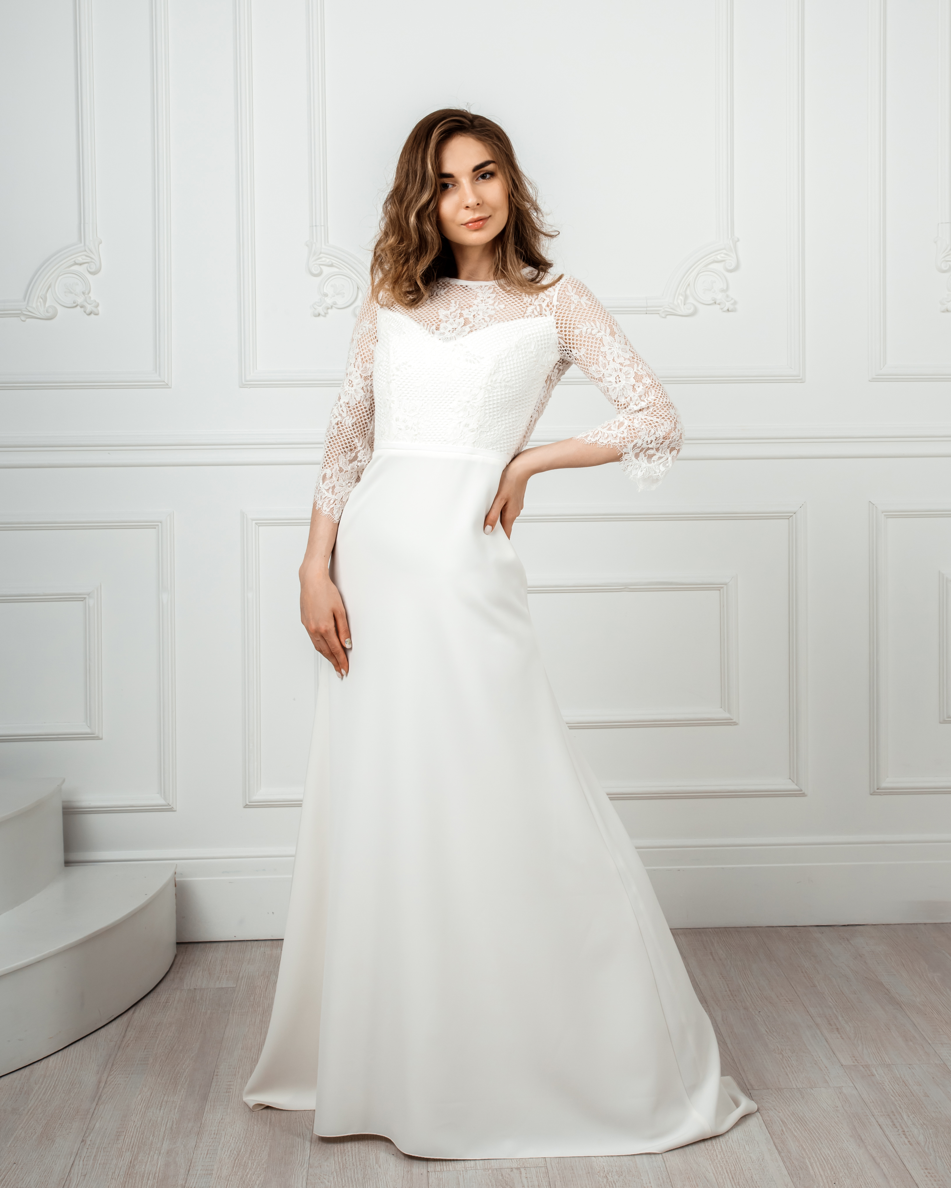 

Свадебное платье ANGEL FASHION DRESS ЭЛЕТ 44 молочный