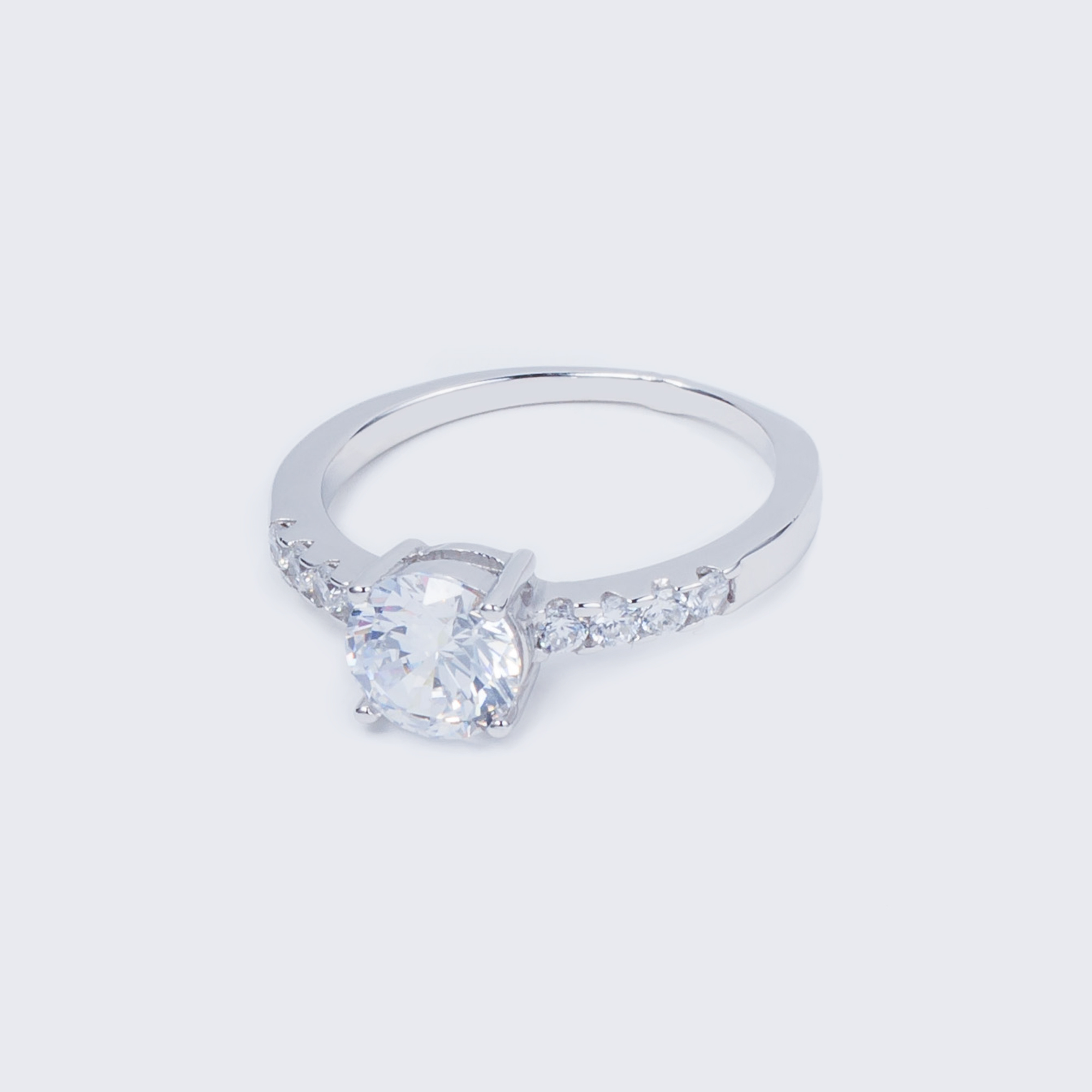 

Каблучка TOP Silver розмір 17,5 2,74 г