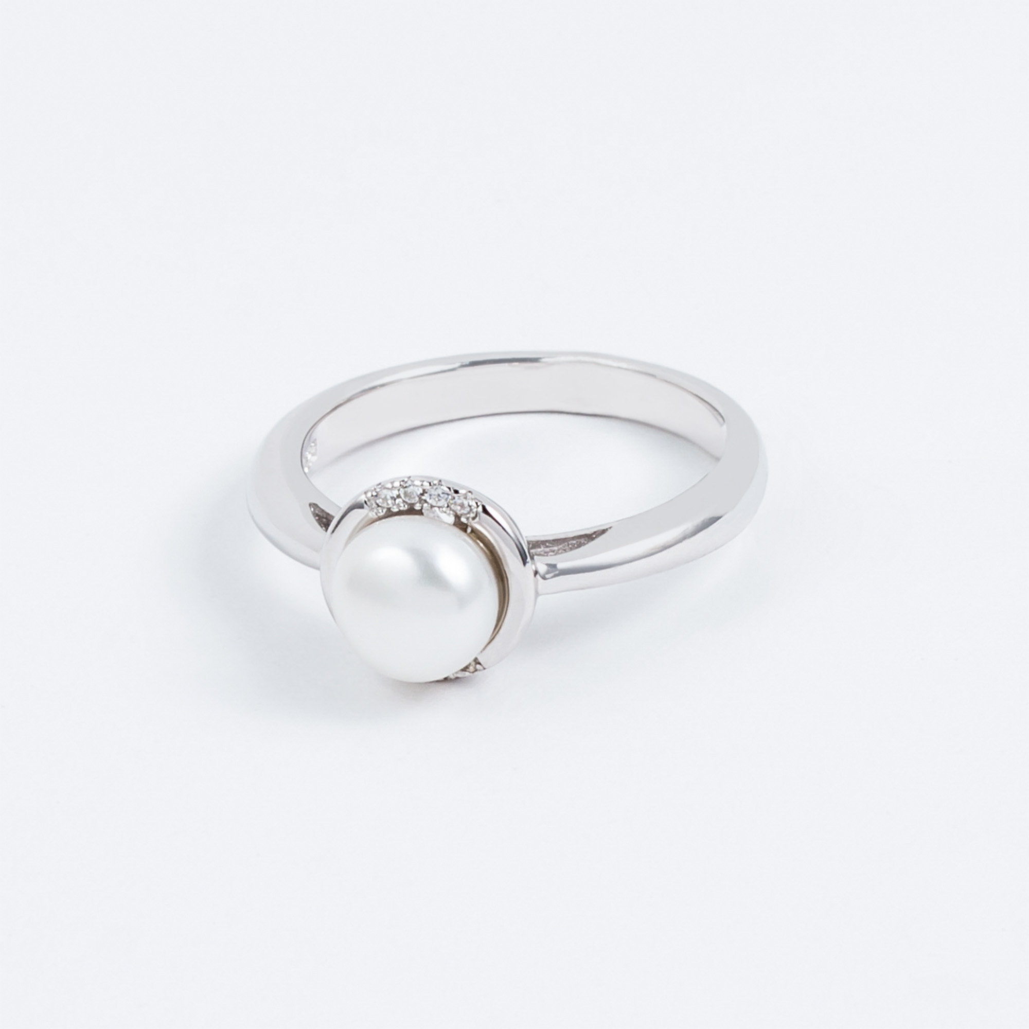 

Каблучка TOP Silver розмір 19,0 3,58 г