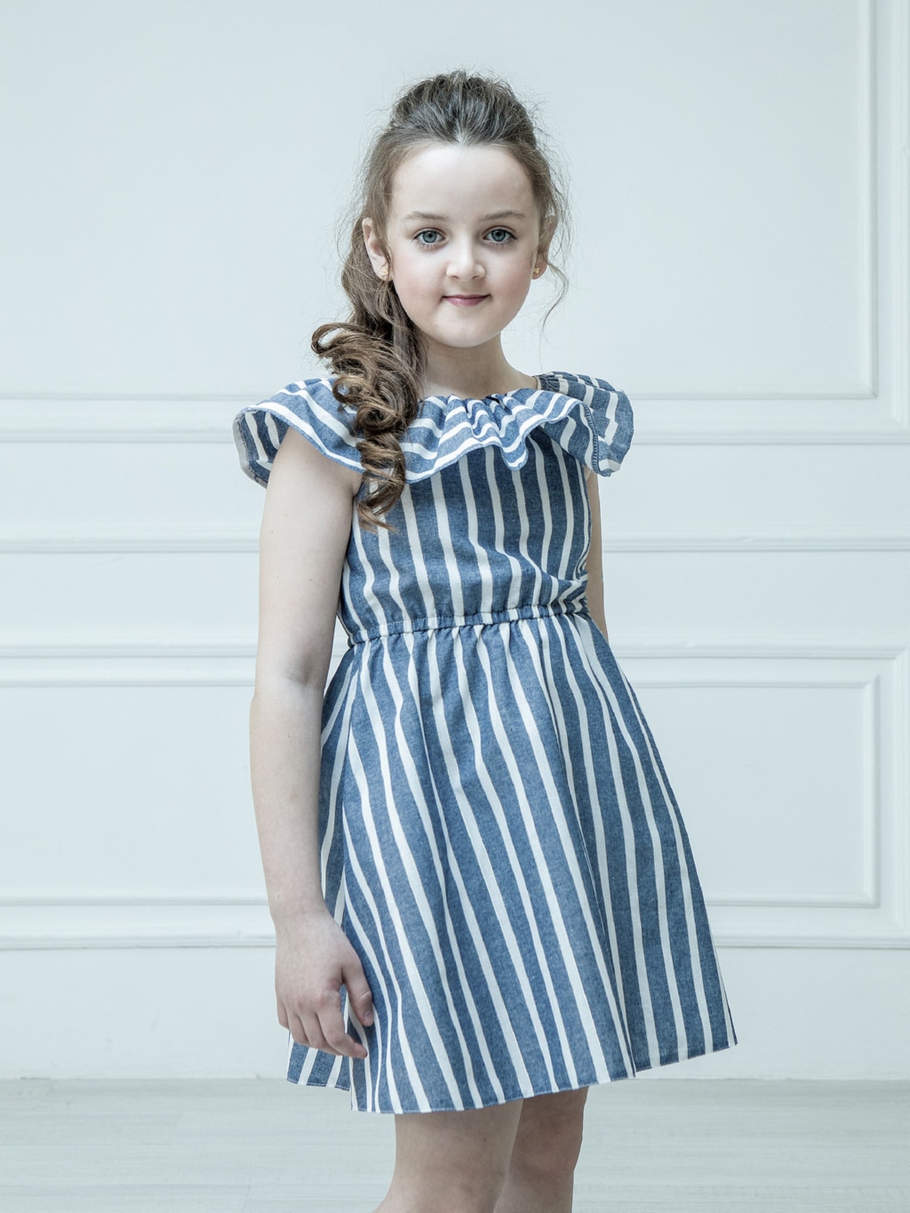 Акція на Дитяча літня сукня для дівчинки Ласточка 23_2054 122 см Сірий/Смужка від Rozetka