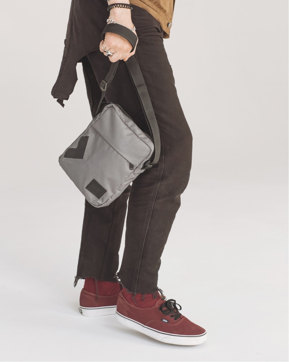

Сумка Rooh Messenger City Bag Полиестр Серый