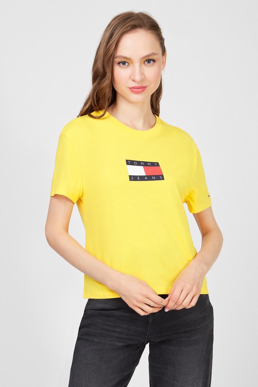 

Женская желтая футболка TJW TOMMY FLAG Tommy Hilfiger S DW0DW08471