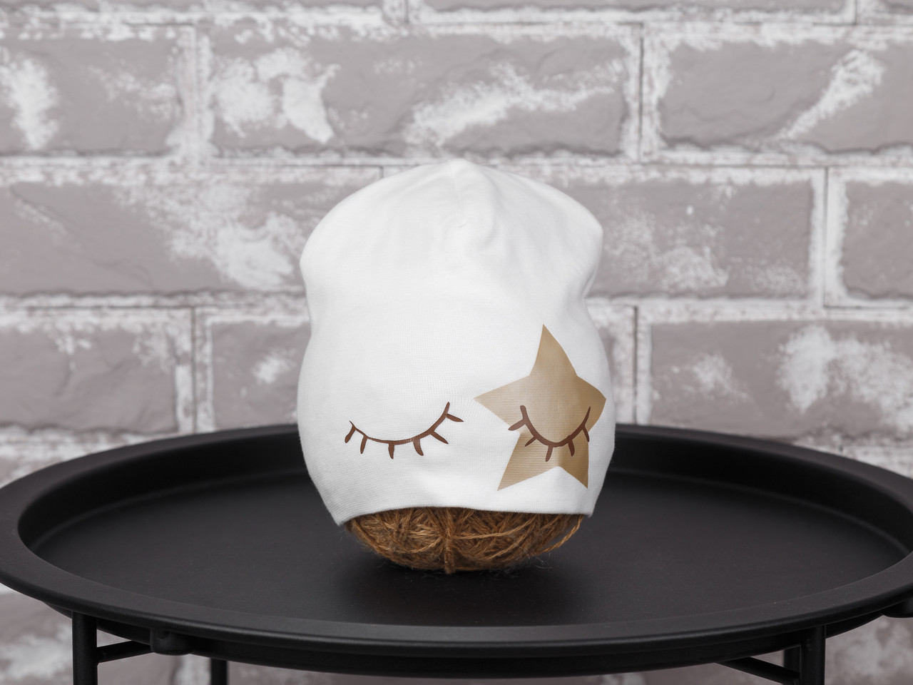 

Шапка Eyes MagBaby молоко демисезон 50-54 см.