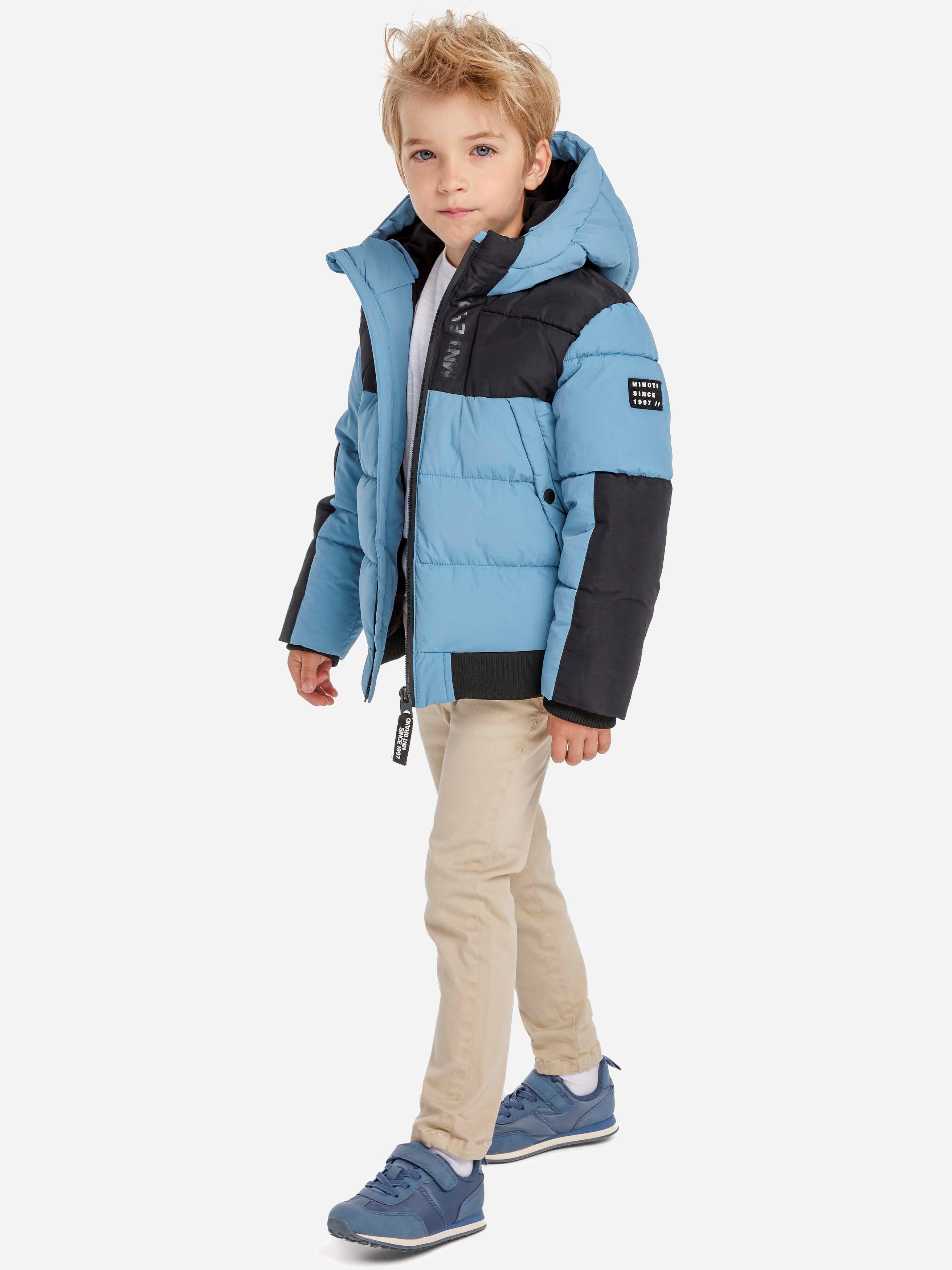 Акция на Підліткова зимова куртка для хлопчика Minoti blanc 4 39640TEN 146-152 см Блакитна от Rozetka