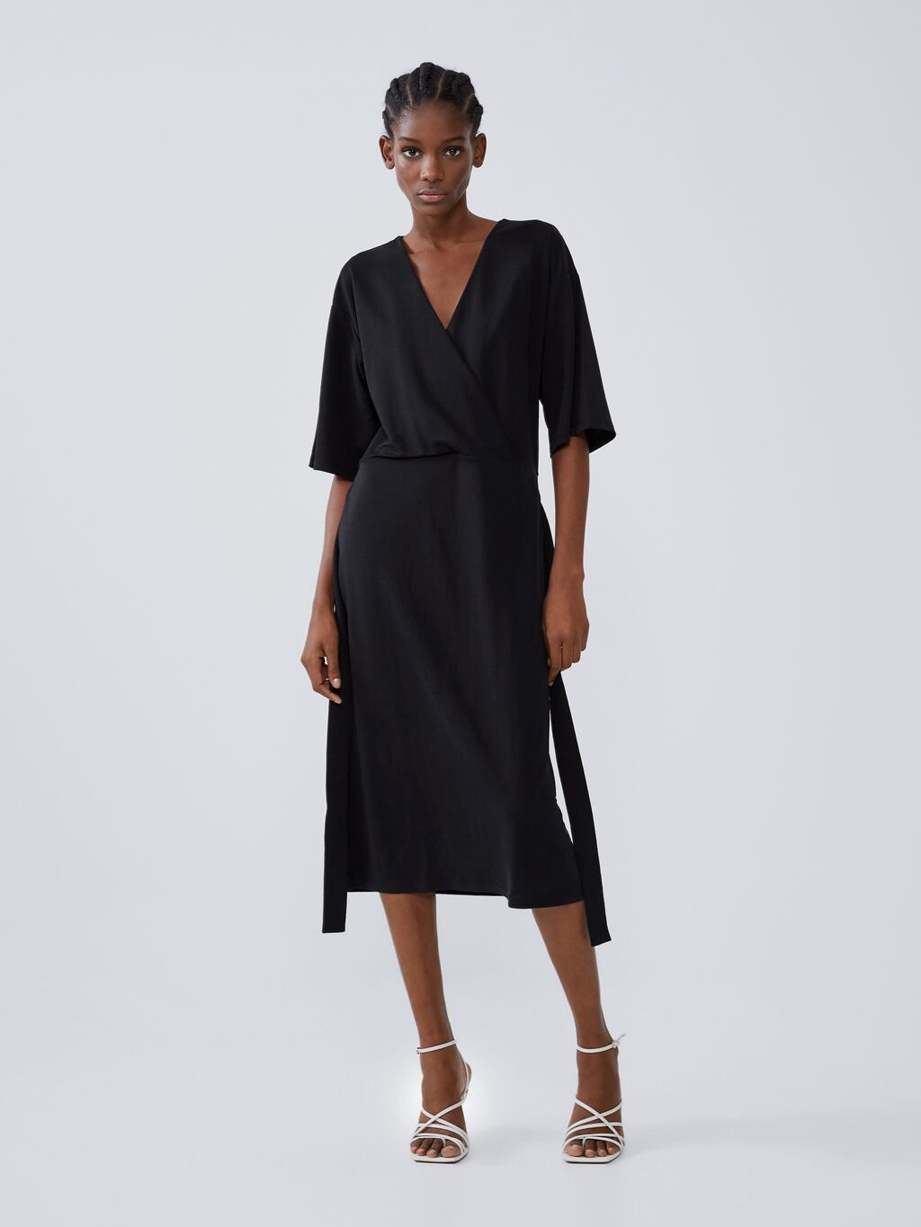 

Платье Zara 7901/855/800 M Черное