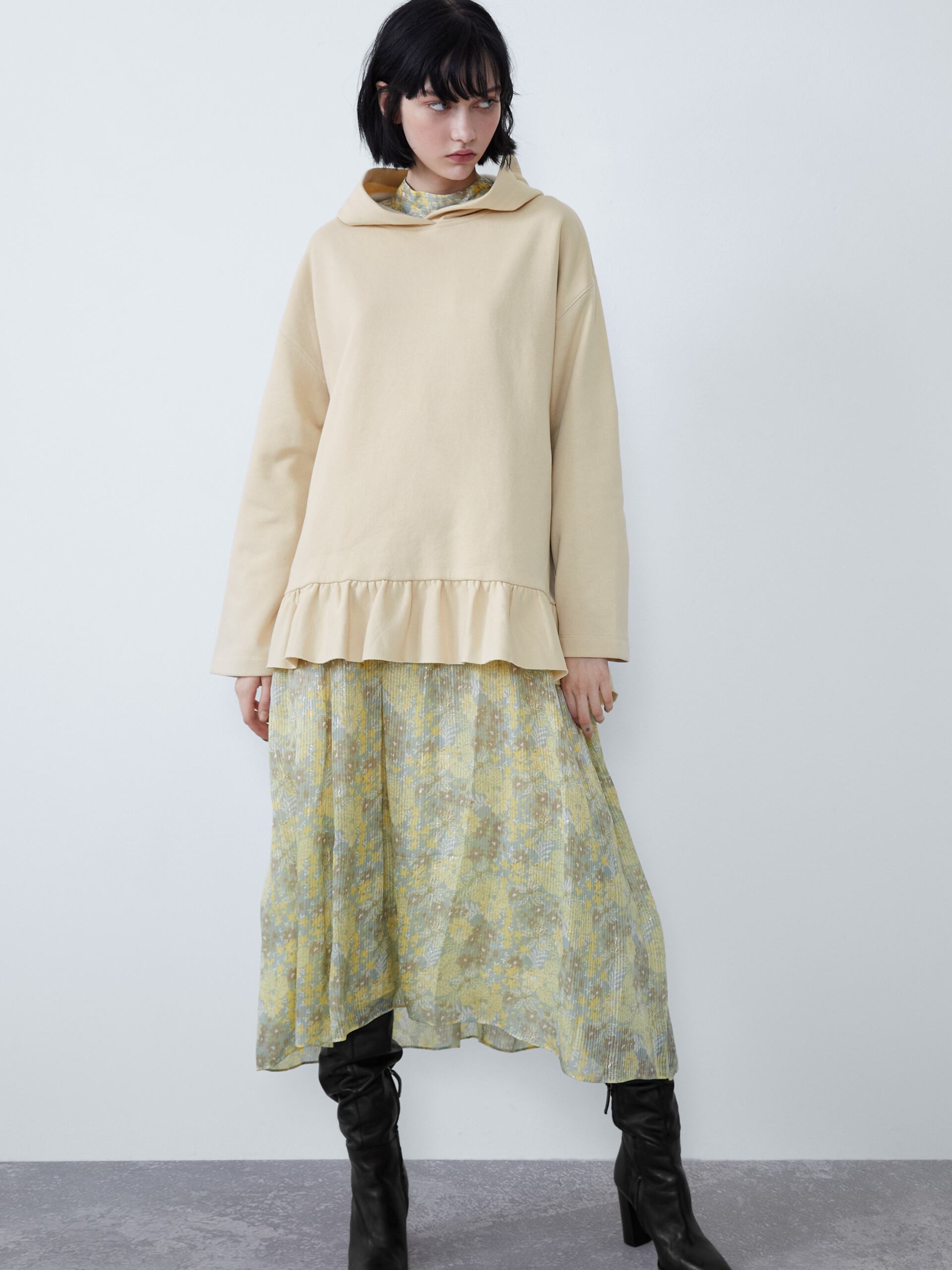 

Худи Zara 3253/855/712 S Бежевое