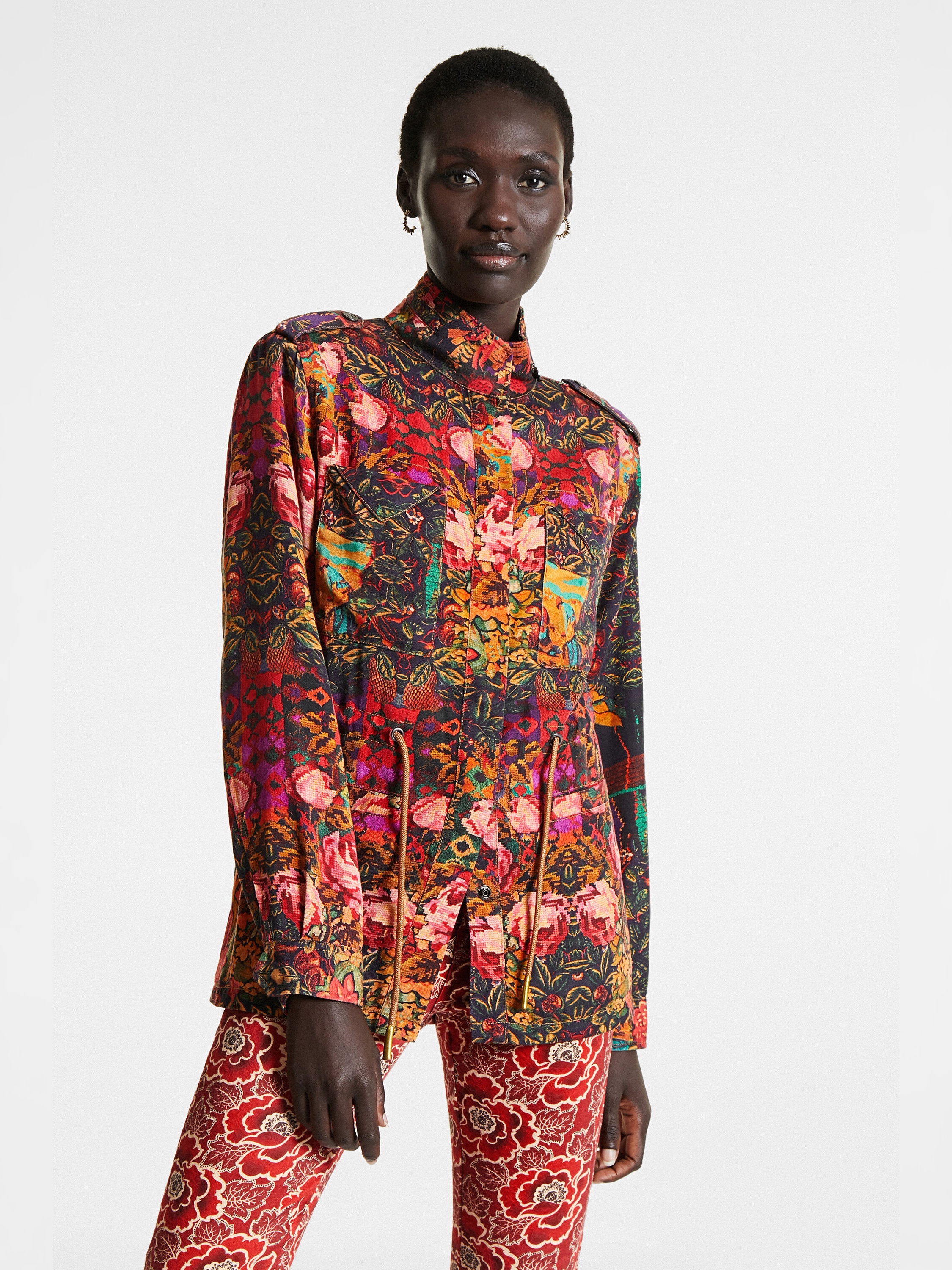 

Ветровка Desigual 20WWEWCZ-4011 XL